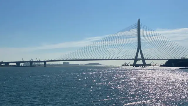 Biking Tour: Danjiang Bridge 淡江大橋騎行