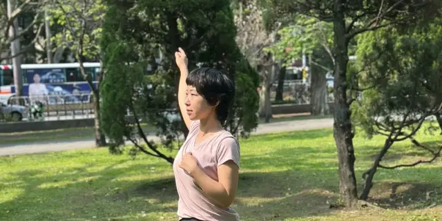 【夏日免費體驗】開胸養心流動修復:一套受傷也能做的身體「除濕」法